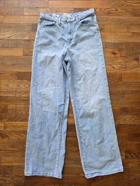 Universal Thread Light Wash High Rise Wide Leg Jeans